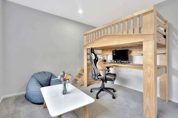 9b Mcquoids Road Flat Bush_13