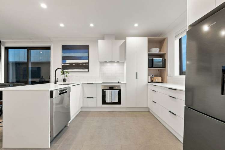 64 Kilcadden Drive Flat Bush_3