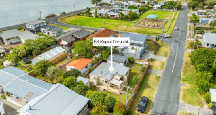 2/8 Kopipi Crescent_0