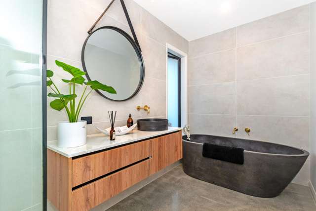 137 Potae Avenue Lytton West_1