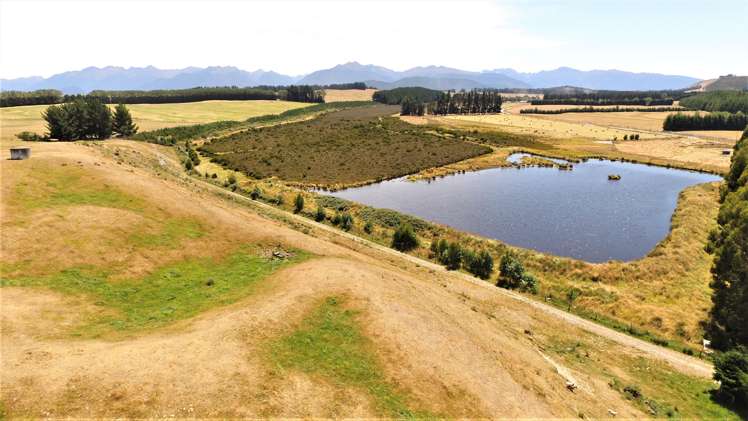 1398 Ramparts Road Manapouri_8