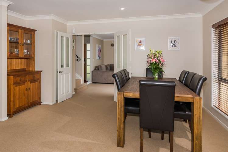 63 William Gamble Drive Greenhithe_14