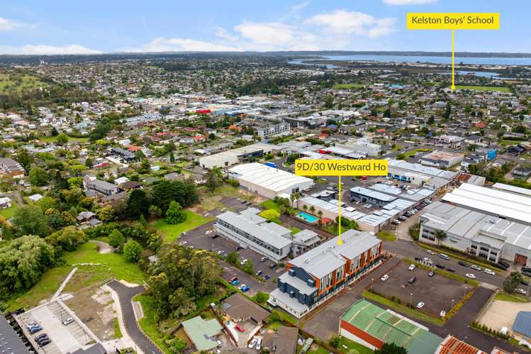 9D/30 Westward Ho Glen Eden_12