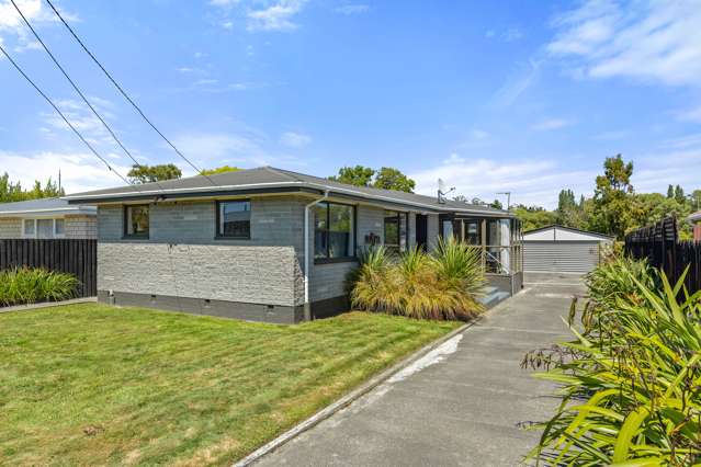 69 Greenhaven Drive Burwood_1