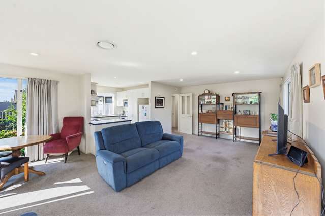 2/2A Chalmers Street Highfield_2
