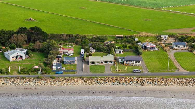 232 Colac Foreshore Road Colac Bay_30