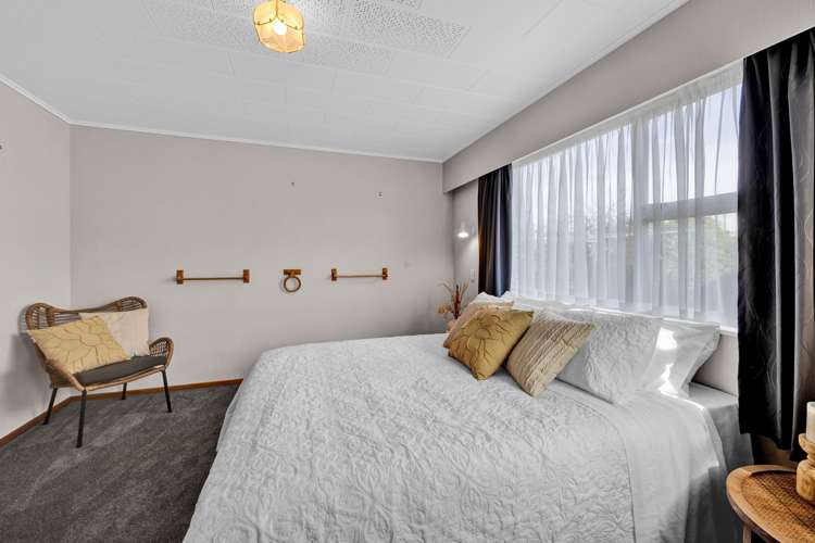 3a Surrey Street Hawera_12