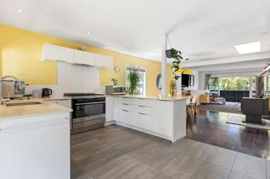 13 Hollywood Avenue_2