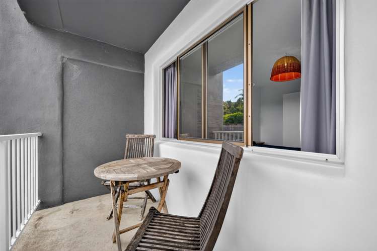 8/7 Wellington Street Russell_8