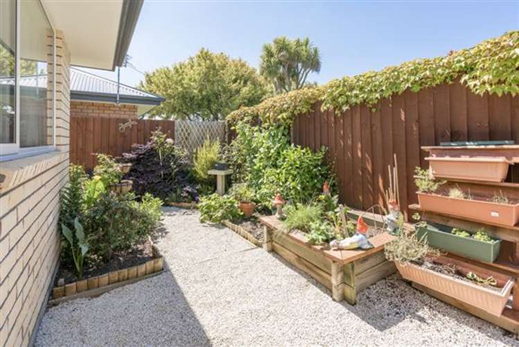 2/33 Pinehurst Crescent Russley_2