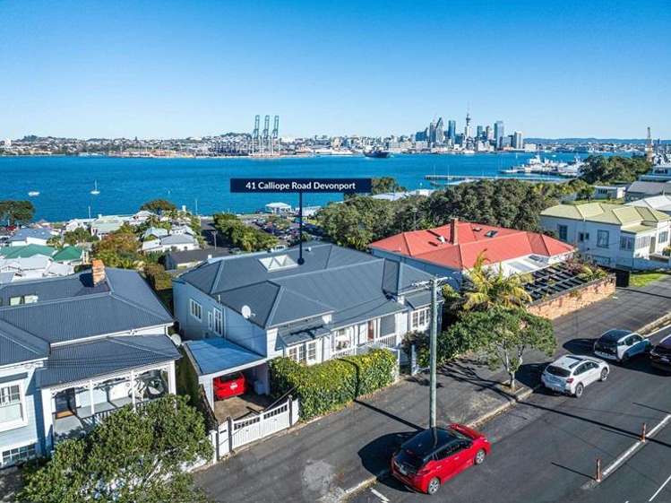 Devonport mortgagee fail: $3m not enough for luxury villa