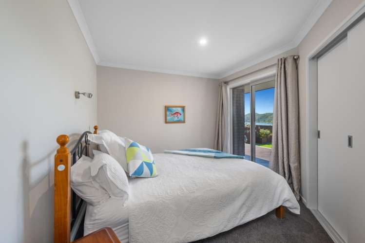 2 Harbour View Heights Picton_12