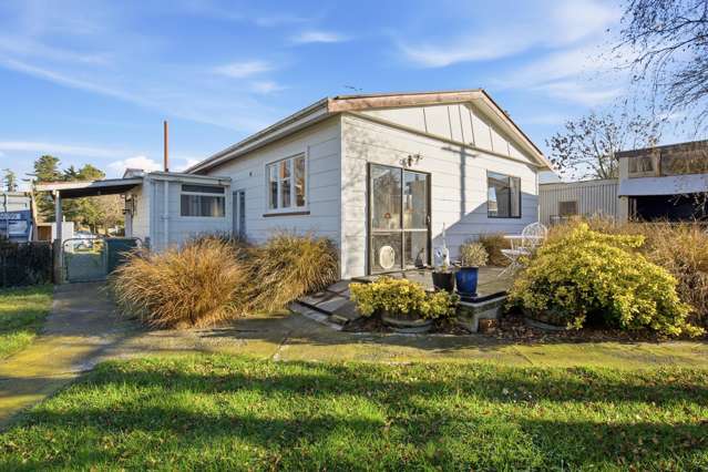 5662 West Coast Road Springfield_3