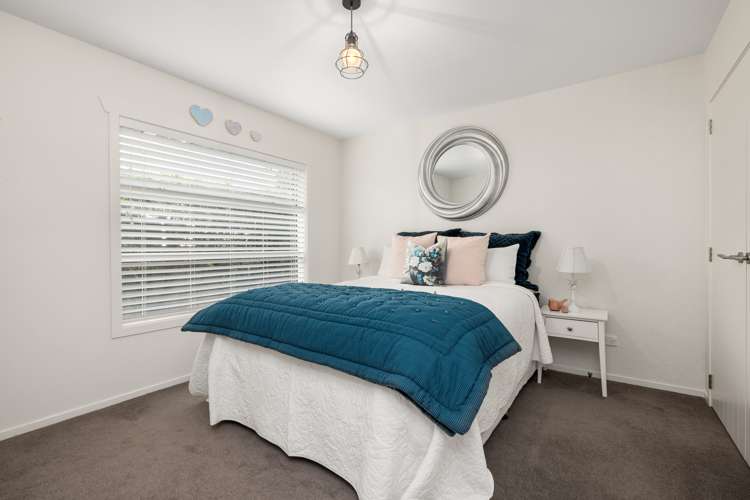 6 Tall Oaks Way Bethlehem_13