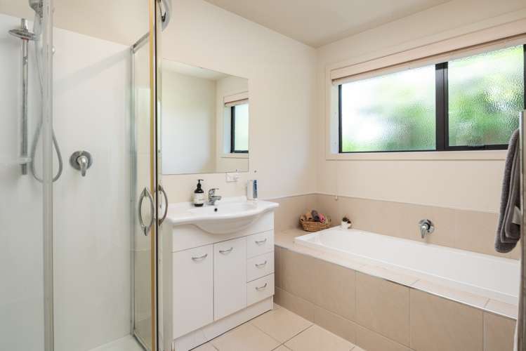 12 Weka Place Picton_13