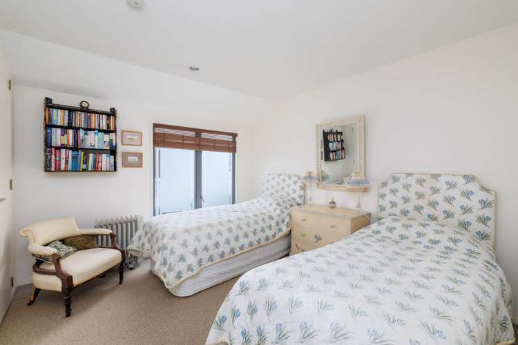 56 Hawkesbury Avenue Saint Albans_13