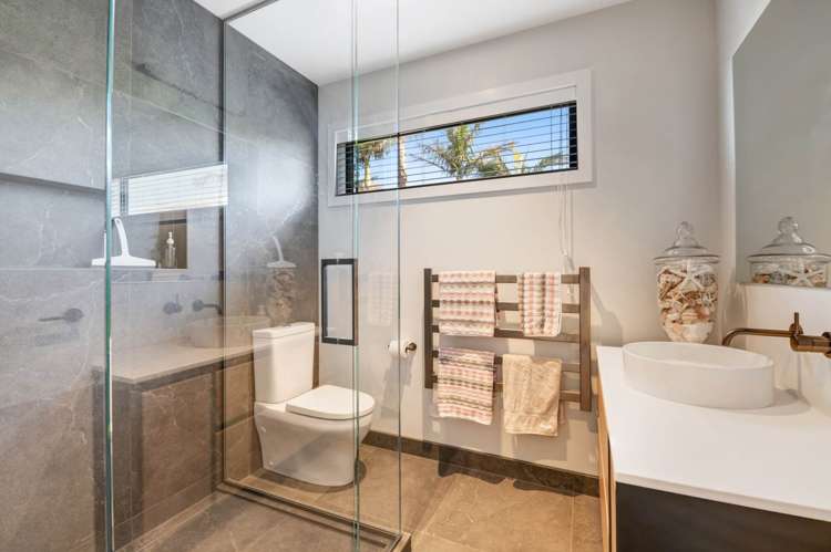 1023 Whangaparaoa Road Tindalls Beach_16