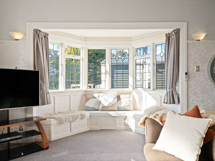 70 Easther Crescent Kew_6