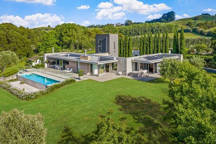 How far does your money really go in NZ’s housing market? Opes Partners economist Ed McKnight takes a journey from a <img0K leasehold studio to a <img0m mansion. Video / OneRoof