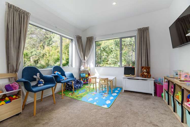 6b Cronin Place Beach Haven_17