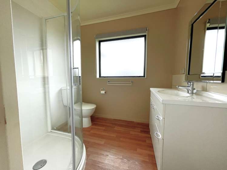 19 Reybert Place Massey_19