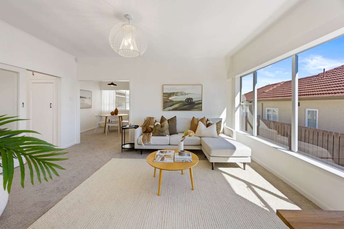 693A Richardson Road_2