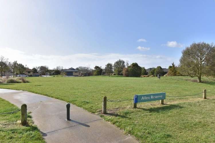 8 Hawkins Place Rangiora_18