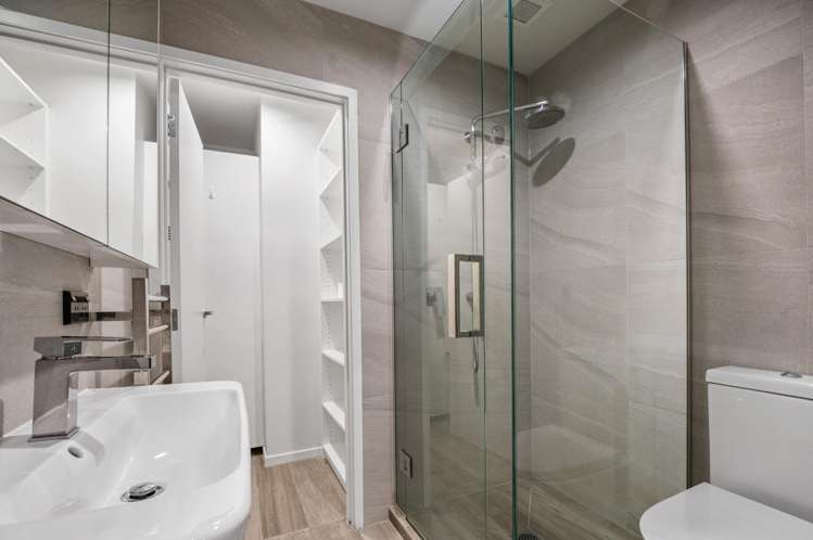 1/3 Vinegar Lane 10031_6