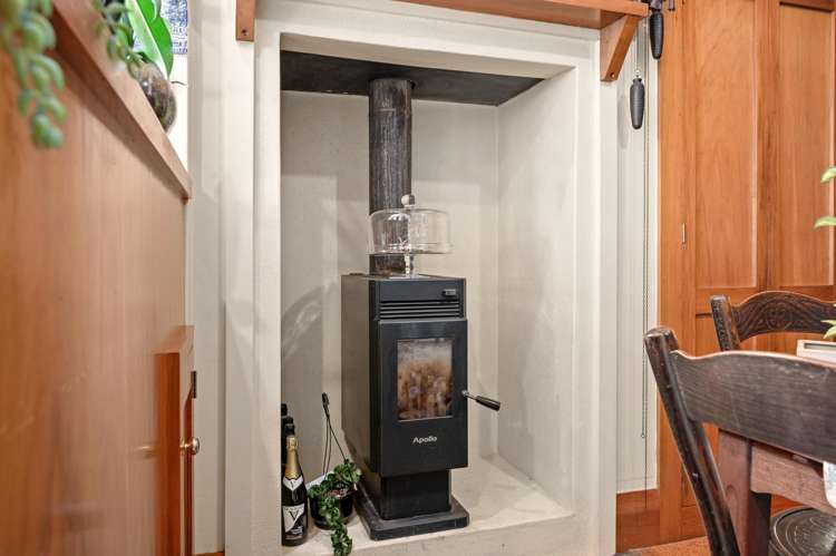 17 Te Aroha Street Hamilton East_11