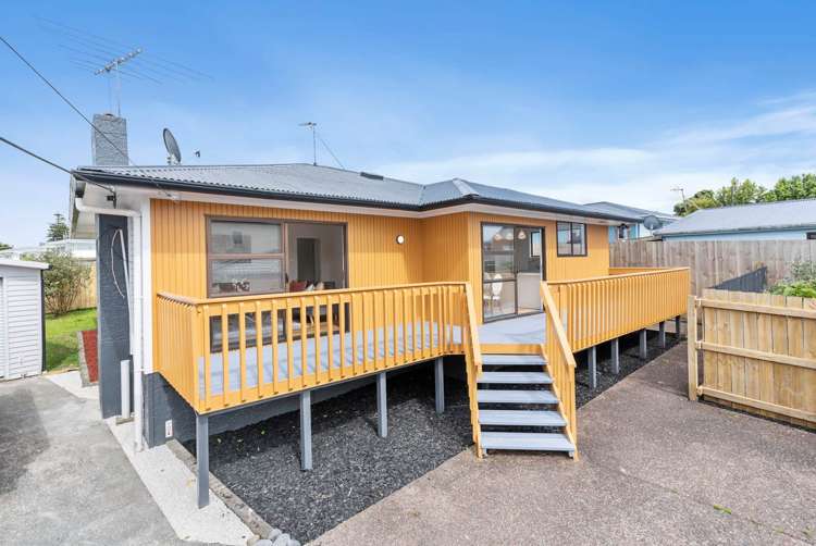 24a Roberts Road Te Atatu South_16