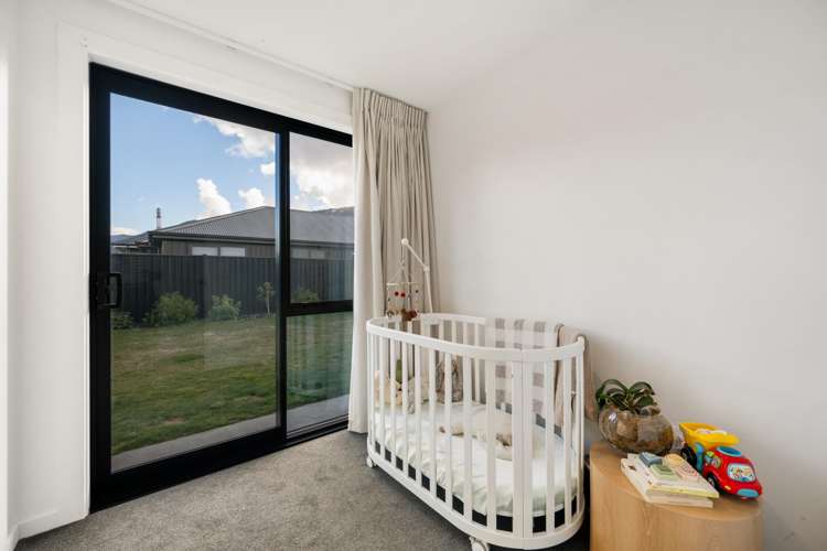 101 Burdon Loop Lake Hawea_13
