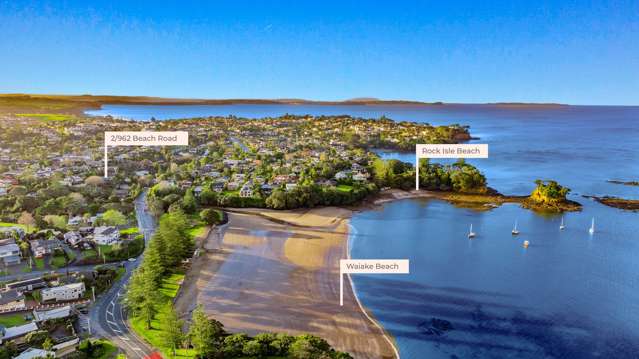 2/962 Beach Road Torbay_2