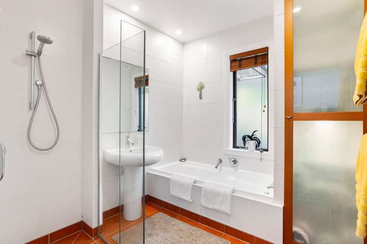 30 Buxton Street Point Chevalier_13