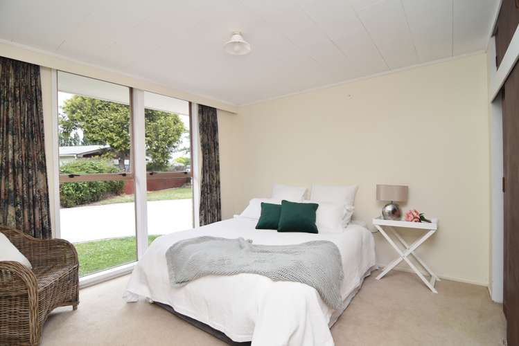 1 Deller Drive Carterton_12