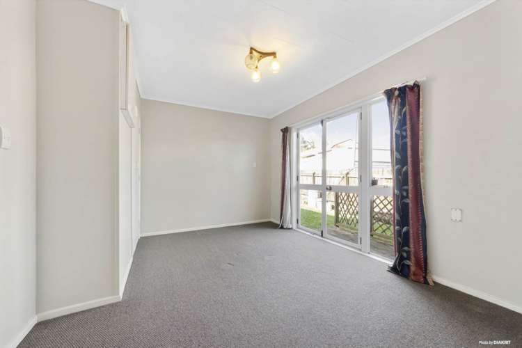 3 Marlene Avenue Te Atatu South_9