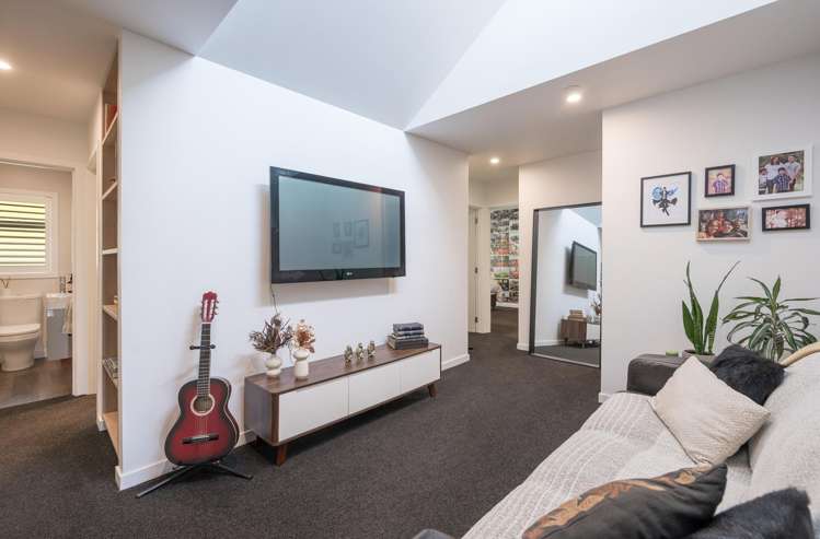 22 Fellbridge Rise Wakefield_12