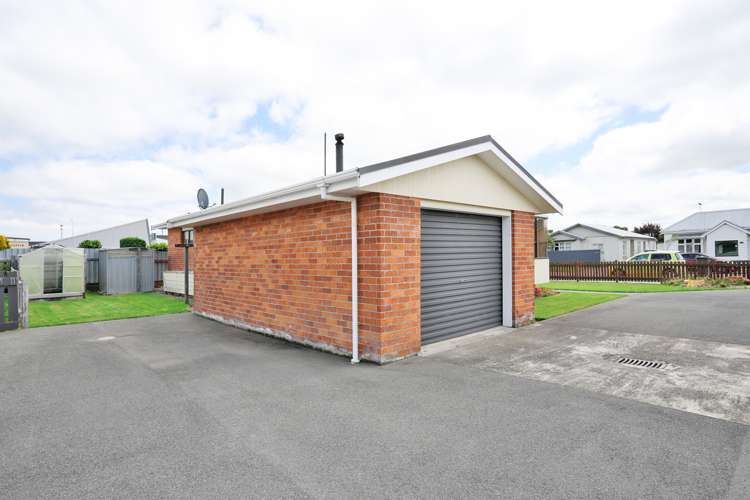 79 Fox Street Avenal_3