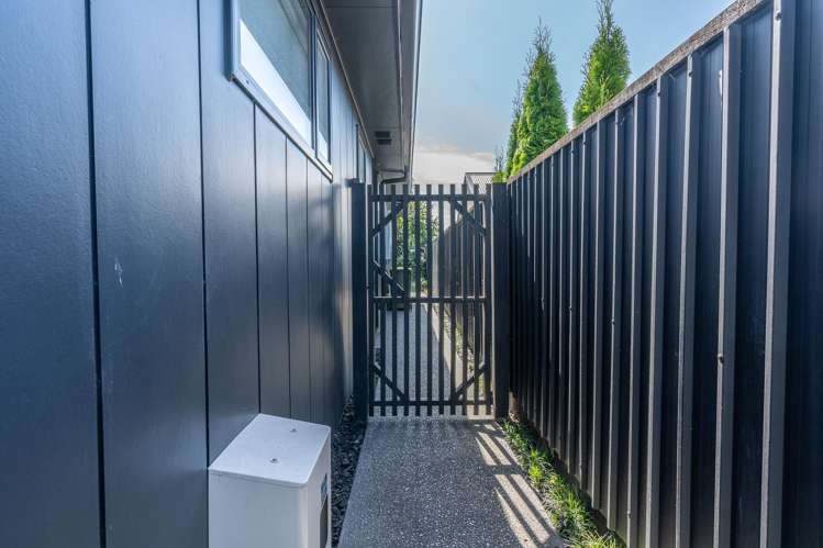 1/4 Keitha Place Glenview_16