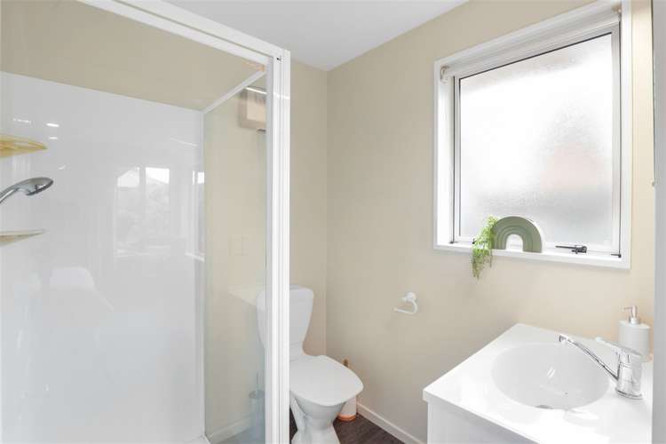 6 Ashmore Lane Strowan_9