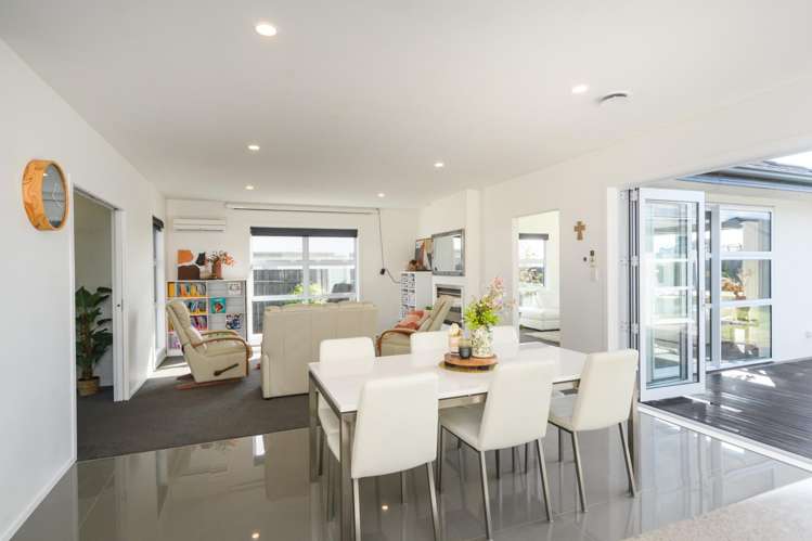 175 Pacific Drive Fitzherbert_7