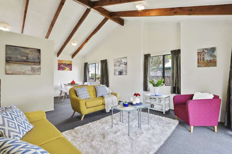 2/15 Forest Hill Road Henderson_8