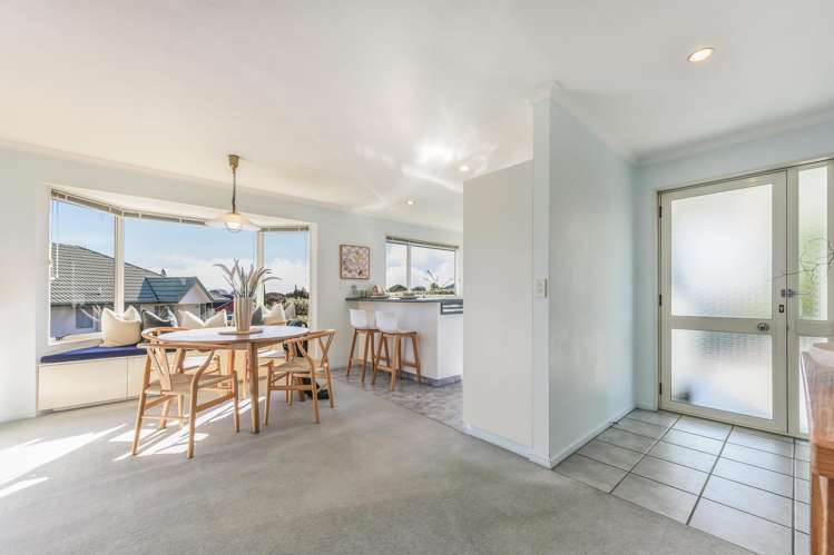 11 Aston Place Richmond_2