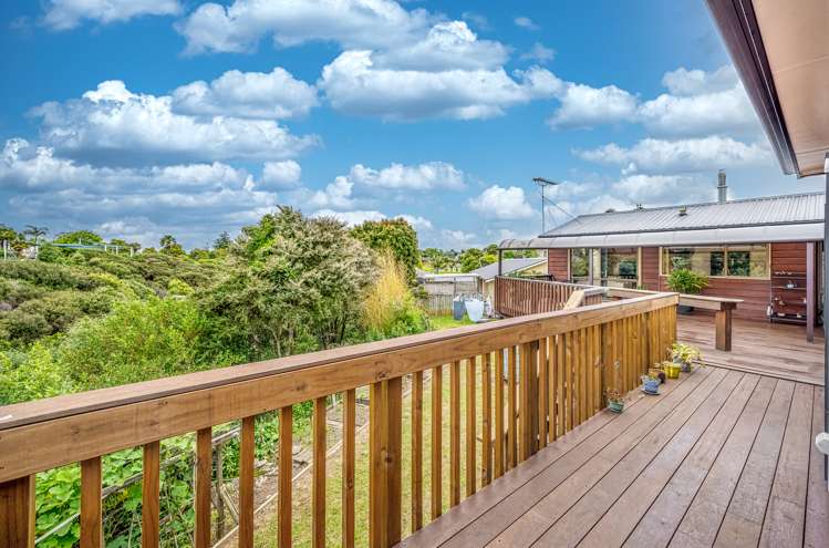 12 Channing Crescent Botany Downs_15