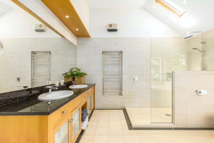 283 Ngarara Road Waikanae_10