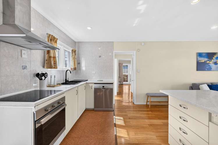 60 Makora Road_5
