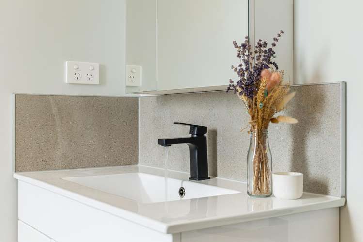 9 Nautilus Drive Gulf Harbour_15