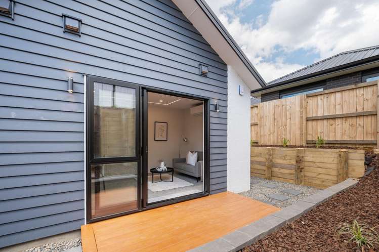 3 + 3a Pukatea Lane Grandview Heights_24