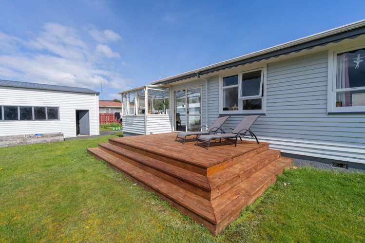 35 Mararoa Drive Manapouri_4