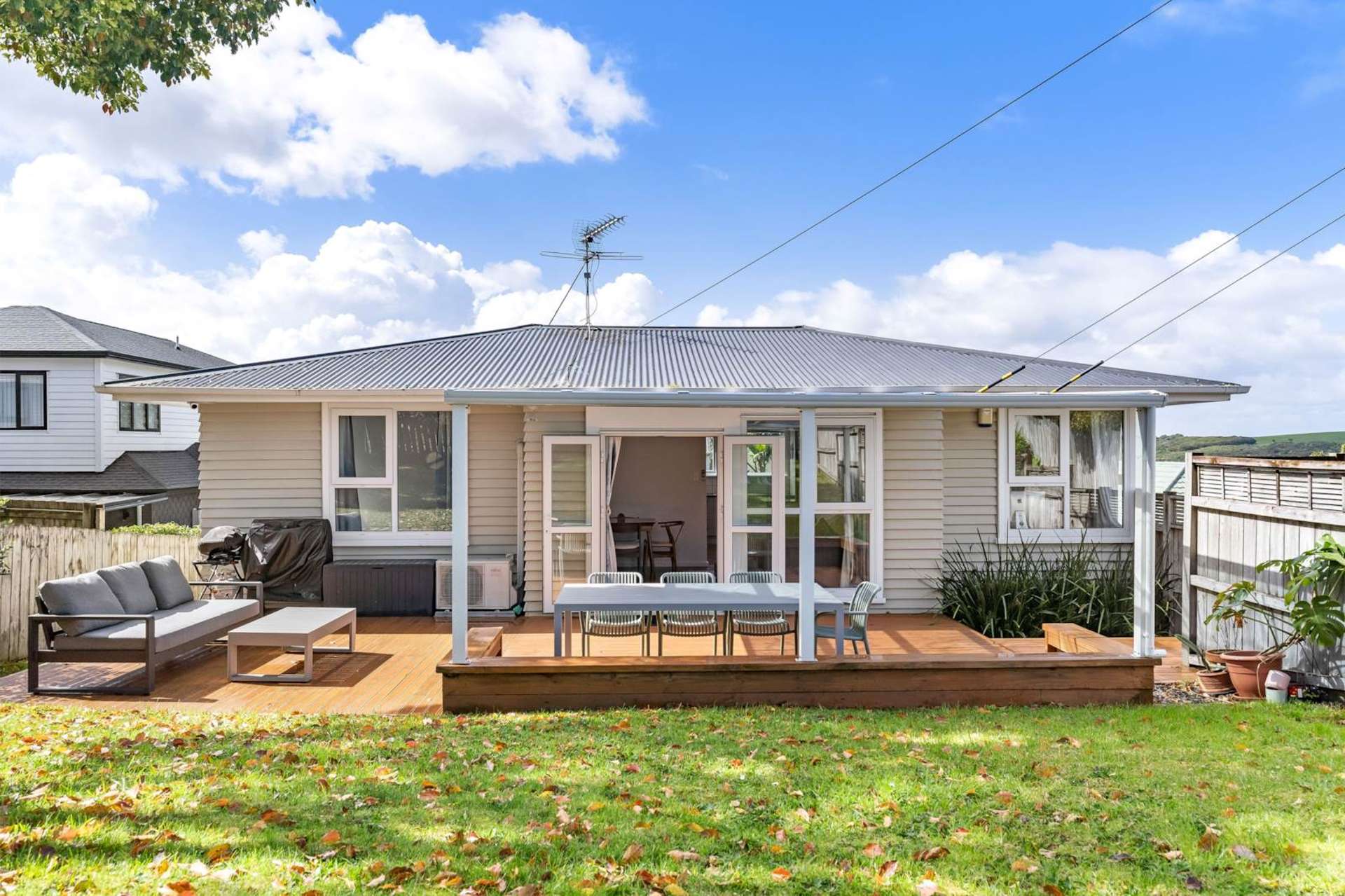 52 Commissariat Road Mt Wellington_0