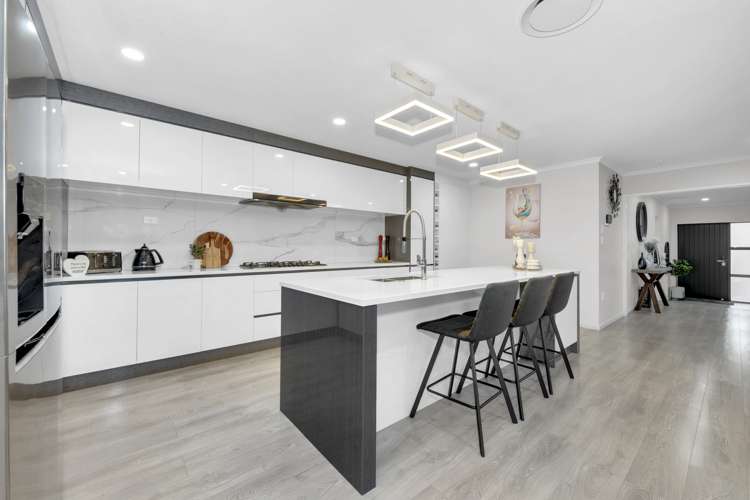 3 Tannaghmore Drive Flat Bush_6